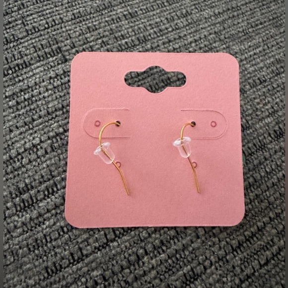 Cowry Shell Ivory & Gold Tone Drop Earrings - Picture 3 of 3